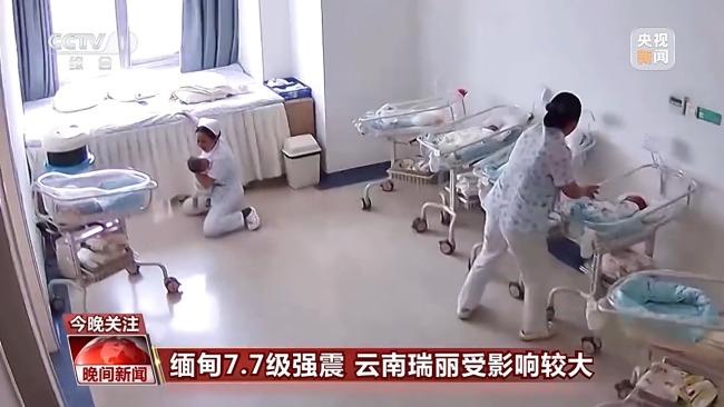 地震瞬间 他们的第一反应令人动容