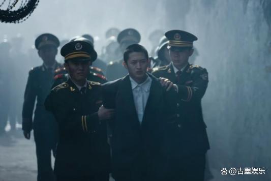 韩庚史彭元新剧开局就进局子 秦昊&ldquo;人形测谎仪&rdquo;上线