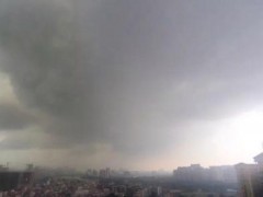 广东进入“龙舟水”时期 未来一个月将迎5次区域性暴雨