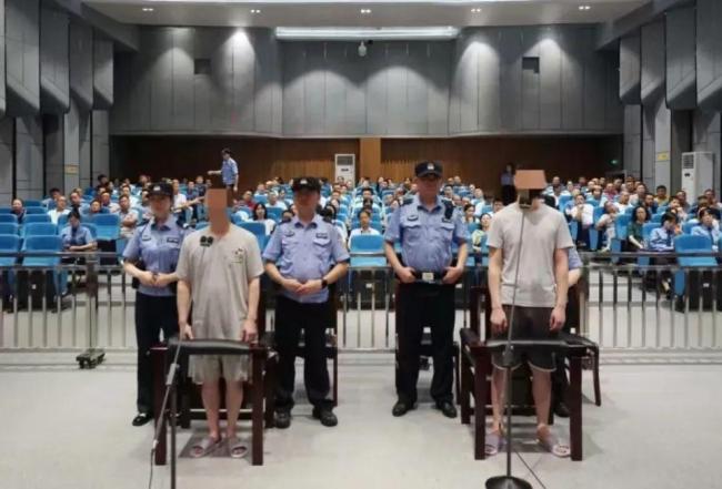 他们侵吞学生伙食费近350万元 职务犯罪案宣判