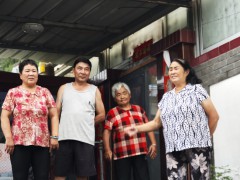 密云暴雨 村妇联主任家住进61位村民 暴雨夜里的温暖避风港