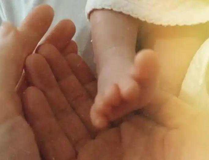 邱泽许玮甯宝宝出生