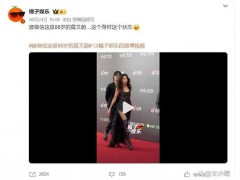 55岁莫文蔚黑色纱裙搭配过膝长靴亮相 究竟真相是什么？