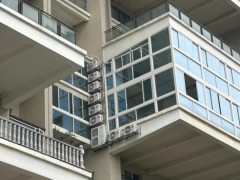 500平房子装20余台空调19个马桶 装修引发邻里担忧