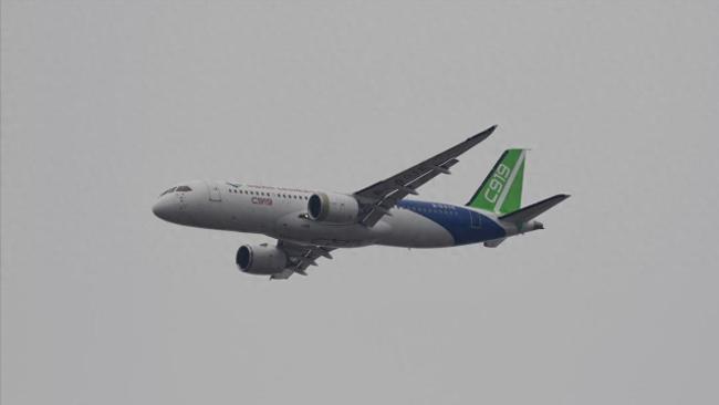 3架C919首次飞临中东