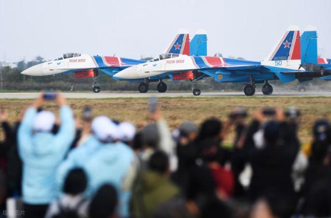 3架C919首次飞临中东 中国民机迈向全球舞台