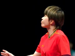 ​王艺迪看陈小春演唱会发文：继续奋斗