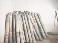 老人蚂蚁搬家偷百根钢管卖了四百多 七旬老人盗走2000余斤钢管