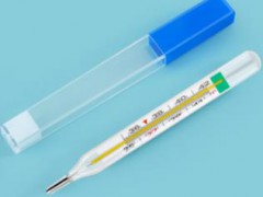狂甩45次 无汞体温计才降到36℃ 背后真相让人惊愕！