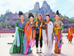 240小时过境免签政策一周年 入境游火热出圈