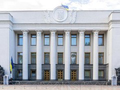 乌最高拉达批准再延长战时状态90天 至5月4日