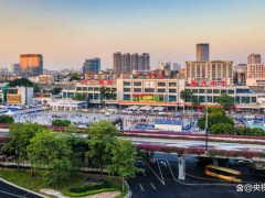 百年广州站发出最后一班普速列车 告别慢时光