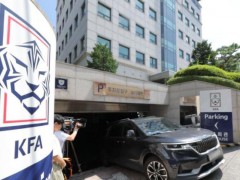 韩国警方突袭搜查韩国足协 调查高层干预选聘疑云
